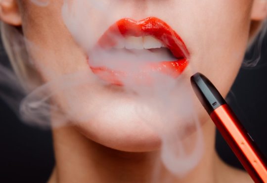 What You Need to Know about Vaping and Oral Health - Sinada Dental