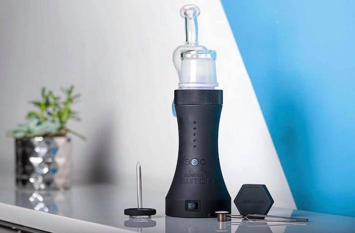 Dr. Dabber Switch desktop vaporizer